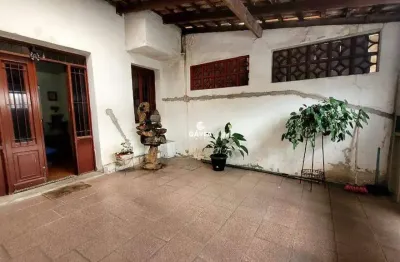 Casa com 3 dormitórios e garagem em bairro: macuco - santos