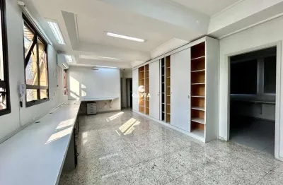 Sala comercial à venda no Gonzaga, Santos 