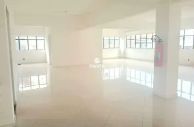 Prédio comercial no centro de santos para venda e locação.