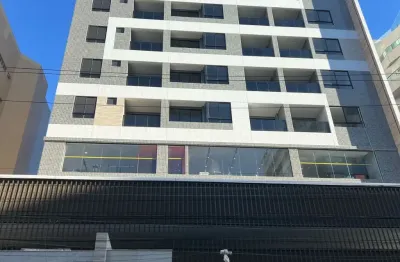 Oportunidade de prédio novinho a pouco metros da praia