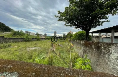 Terreno à venda na Rua das Helicônias, 54, Enseada, Guarujá
