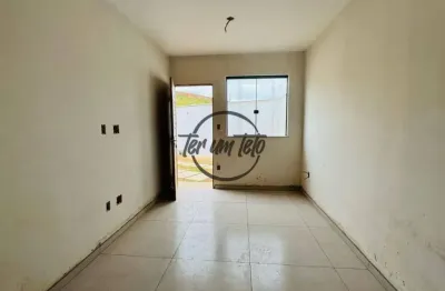 Casa linear com 2 quartos, sala ampla, cozinha espaçosa e 2 vagas de garagem – localização estratégica no bairro bom jardim / juiz de fora!!!