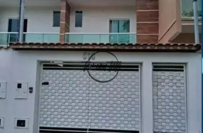 Casa duplex com 2 quartos, área gourmet com piscina, cozinha planejada e vaga coberta – juiz de fora!!!!