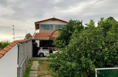 Casa ampla com 4 quartos, piscina, varanda com vista e pomar em terreno de 280 m² – bairro terras altas / juiz de fora!!