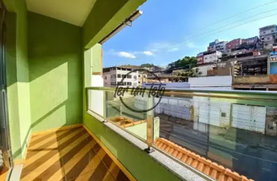 Casa no nova era – 3 quartos (1 suíte), varanda, amplo terraço e 1 vaga coberta em rua tranquila, perto de tudo!!!
