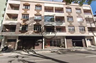 Apartamento 3 quartos (1 suíte) com sacada e vaga – localização privilegiada e excelente iluminação!