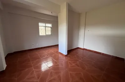 Ótima casa para alugar no cidade do sol com dois quartos e vaga de garagem!!!!