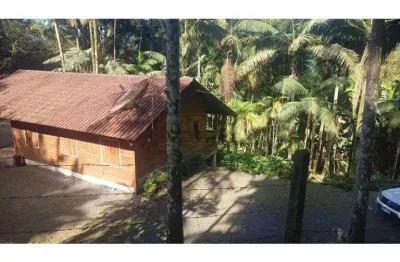 Lindo sítio em rio dos cedros com casa mobiliada e lago