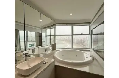 Apartamento 3 suítes para locação anual no bairro barra norte em balneário camboriú