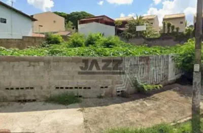 Terreno  à venda em bairro Parque São Quirino, em Campinas - SP, 570 metros esquina