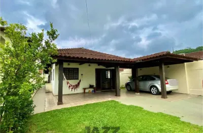 Casa com 4 quartos à venda na Capitãoi Pedroso, 216, Centro, Bertioga