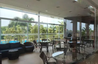 Sobrado de alto padrão à venda com 196 m², 3 quartos, 5 banheiros, 4 vagas de garagem e piscina, localizado no condomínio lazuli club