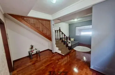 Casa com 3 quartos à venda na Emílio Galdi, 37, Vila Rezende, Piracicaba