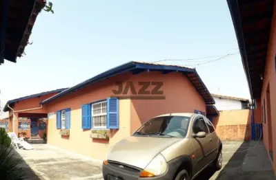 Ampla casa com 5 quartos no indaia a 300m da praia  em caraguatatuba