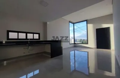 Casa à venda de 173m², com 3 quartos, 4 banheiros, piscina e 4 vagas de garagem, no condomínio soleil