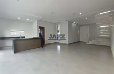 Sobrado à venda de 286m² com 3 quartos, 3 banheiros, piscina e 4 vagas de garagem no condomínio soleil