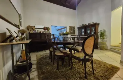 Chácara à venda no santa rita, com 1.040 m², 3 quartos (sendo 1 suíte), 4 banheiros e 4 vagas de garagem
