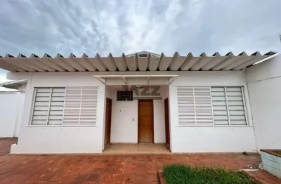 Casa com 5 quartos à venda na Rua Doutor Paulo Castro Pupo Nogueira, 654, Nova Campinas, Campinas