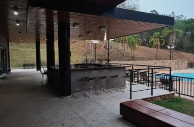 Casa à venda com 215,06 m², 3 suítes (sendo 1 master), piscina e área gourmet no condomínio villa d'aquila