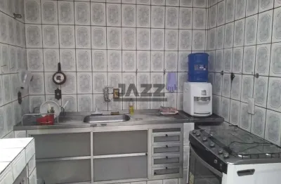 Casa térrea à venda - conforto e praticidade em localização privilegiada!