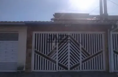 Casa geminada 2 quartos- 1 suite- churrasqueira - maracanã- praia grande