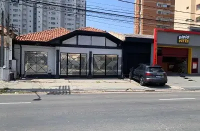 Casa comercial na rua coronel quirino - bosque. venda ou locação