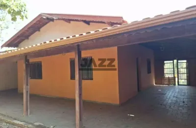 Casa à venda no parque das universidades - campinas - 490m² de terreno, 2 quartos e jardim amplo