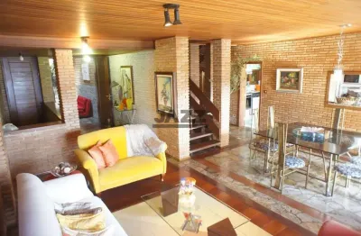 Belíssima casa com 4 dormitórios sendo 1 suíte, à venda na vila suissa - mogi das cruzes
