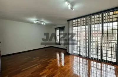 Casa à venda no bairro nova américa com 187,50 m² de área construída, 3 quartos (sendo 1 suíte), 3 banheiros e 4 vagas de garagem