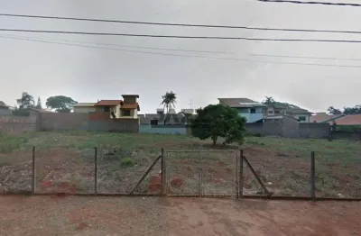 Terreno plano de 300m² em rua tranquila e arborizada na cidade universitária ii