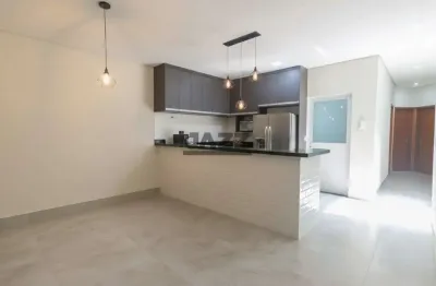 Casa à venda no bairro água branca, com 144m², 3 quartos (sendo 1 suíte), 3 banheiros e 3 vagas de garagem