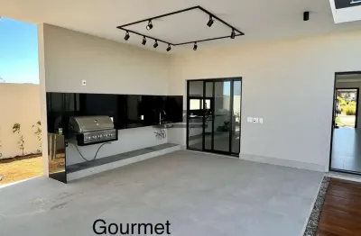 Casa á venda em condomínio arborais com 350 m³ de construção e 440 m² de terreno, 4 suítes