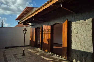 Casa com 3 quartos à venda na Rua Doutor Rocha Novais, 836, Jardim Eulina, Campinas
