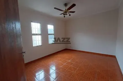 Casa à venda no piracicamirim com 120m², com 2 quartos, sendo 1 suíte, 2 banheiros e 2 vagas de garagem