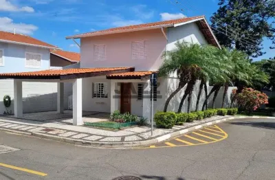 Locação: Casa em Condomínio Clube entre Iguatemi e Galleria.