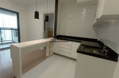 Leve e aconchegante, apartamento localizado na Rua Laurent Martins, bairro Jardim Esplanada