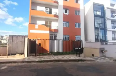 Apartamento com 3 quartos para alugar na Rua José Condé de Lima, 36, Manoel Corrêa, Conselheiro Lafaiete