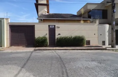 Casa com 4 quartos à venda no Oscar Corrêa, Conselheiro Lafaiete 