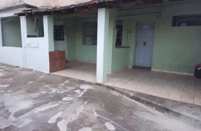 Casa com 3 quartos para alugar na Rua Santa Maria, 97, Carijós, Conselheiro Lafaiete