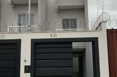 Casa com 2 quartos para alugar na rua noeme cecília de resende, 259, sion, conselheiro lafaiete, 80 m2 por r$ 1.505