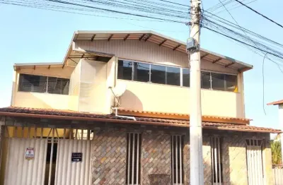 Casa com 3 quartos para alugar na Rua Antônio de Oliveira, 111, São Sebastião, Conselheiro Lafaiete