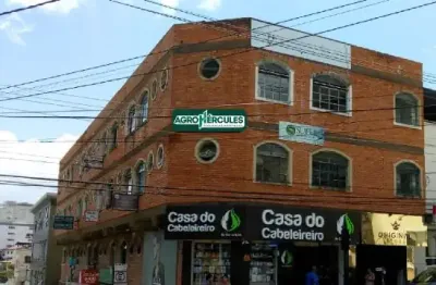 Sala comercial com 1 sala para alugar na Rua Deputado Antônio F. Ribeiro, 22, Centro, Conselheiro Lafaiete