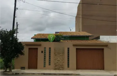 Casa com 3 quartos à venda na Rua Ulisses do Prado Nogueira, 125, Felícia, Vitória da Conquista
