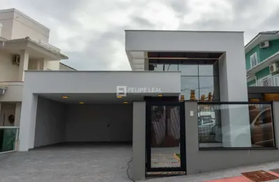 Casa com 3 quartos à venda na Rua das Macieiras, 344, Pedra Branca, Palhoça