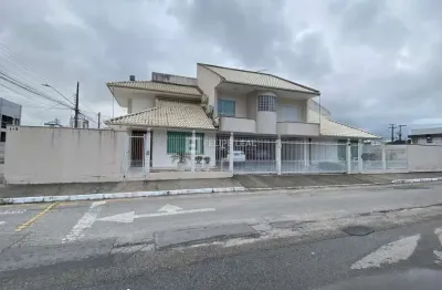 Casa com 3 quartos à venda na Rua Avelino, 119, Pagani, Palhoça