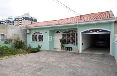 Casa em jardim cidade de florianopolis  -  são josé