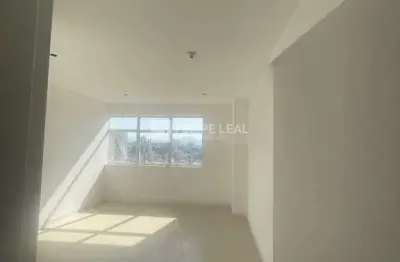 Sala comercial à venda na Rua General Liberato Bittencourt, 1475, Estreito, Florianópolis