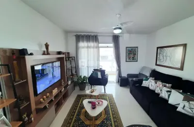 Apartamento com 3 quartos à venda na Rua Renato Ramos da Silva, 490, Barreiros, São José