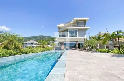 Casa com 3 quartos à venda na Rua do Copo de Leite, 220, Pedra Branca, Palhoça