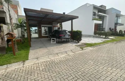 Casa com 3 quartos à venda na Avenida Wilson Castelo Branco, 700, Deltaville, Biguaçu